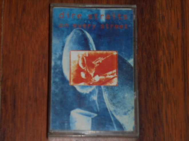 C-kasetti - DIRE STRAITS - On Every Street - 1991 EX+