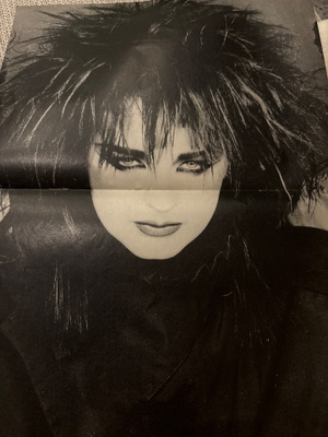 Boy George pikkujuliste