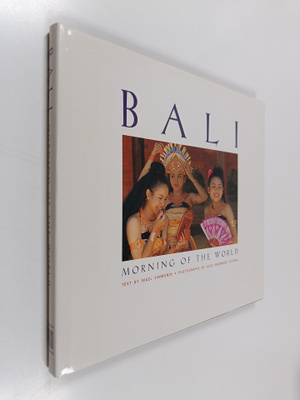 Luca Invernizzi ym. : Bali - Morning of the World