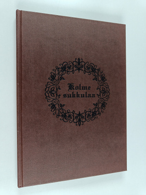 Riitta Paananen : Kolme sukkulaa