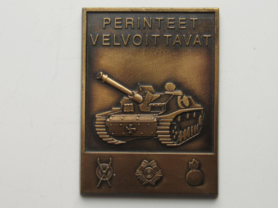 PERINTEET VELVOITTAVAT