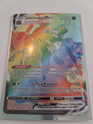 Pokemon Garbodor Vmax 216/203