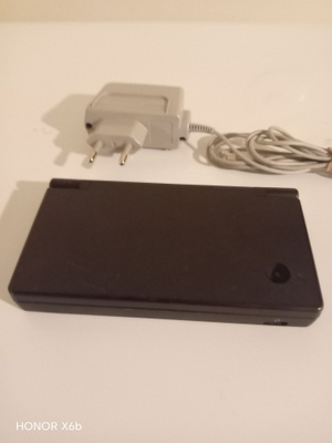 Nintendo DS käsikonsoli
