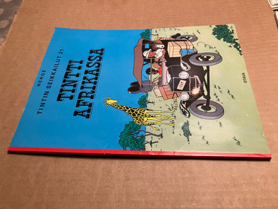 TINTIN SEIKKAILUT 21 AFRIKASSA HYVÄ