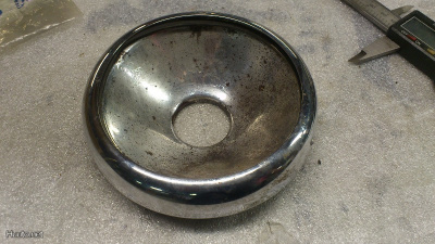 Etulyhdyn kehys ja heijastin 99/120mm käytetty