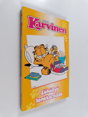 Jim Davis : Karvinen : löhöilyä lenkkareissa