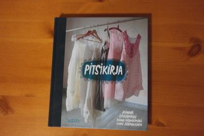 Rinna Saramäki: Pitsikirja.1.p.2010.Sid