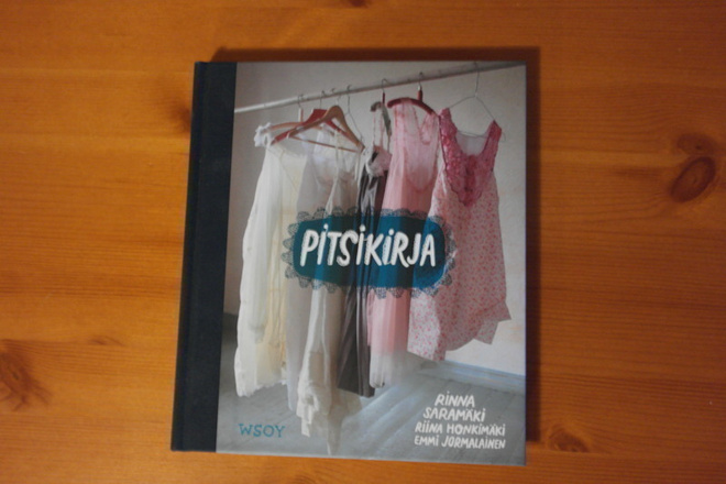 Rinna Saramäki: Pitsikirja.1.p.2010.Sid