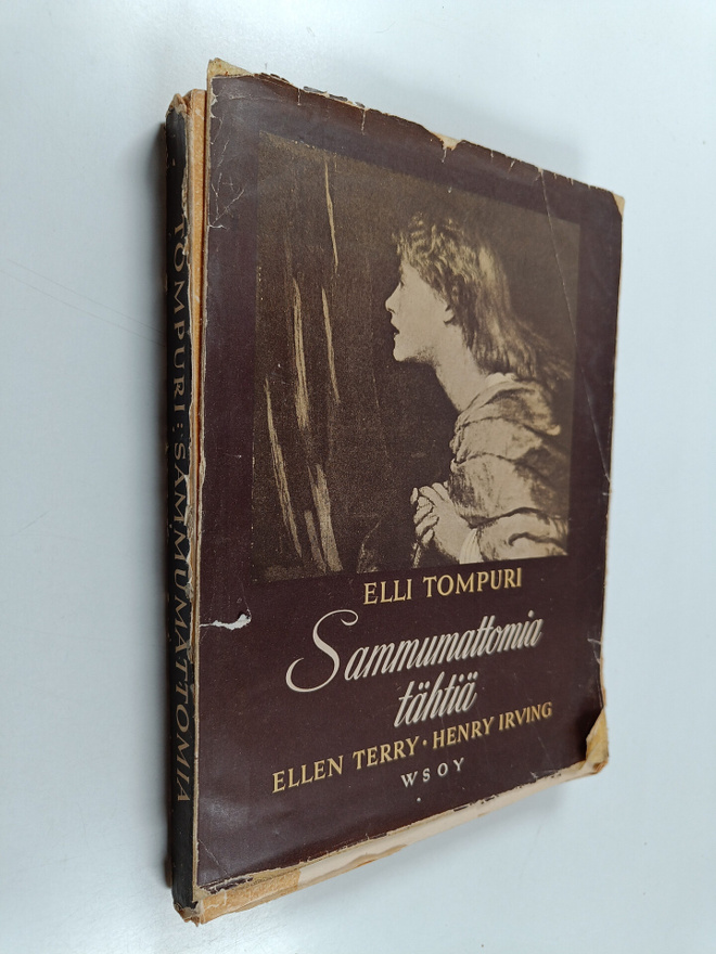 Elli Tompuri : Sammumattomia tähtiä