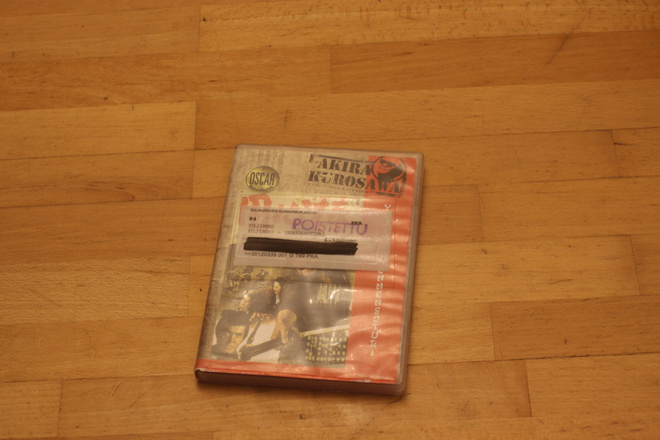 Akira Kurosawa YOJIMBO ONNENSOTURI suomitxt DVD