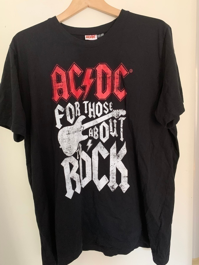 AC/DC FOR THOSE ABOUT TO ROCK- PAITA KOKO XXL