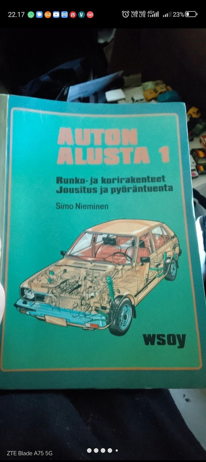 Auton alusta 1 kirja 1983 painettu