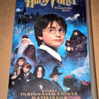 HARRY POTTER JA VIISASTEN KIVI VHS - pikkukuva 1