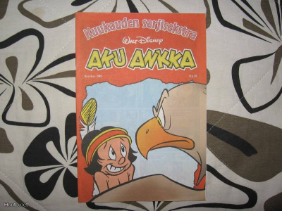 Aku Ankka 2002 N:o 38 Kuukauden sarjisekstra