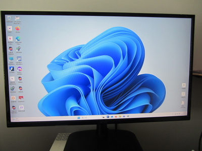 Acer LCD näyttö EK2404 ja Dell P2012Ht