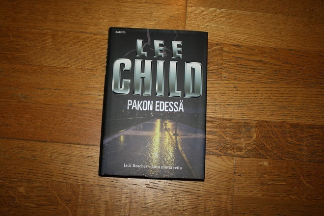 Lee Child: Pakon edessä (Jack Reacher)