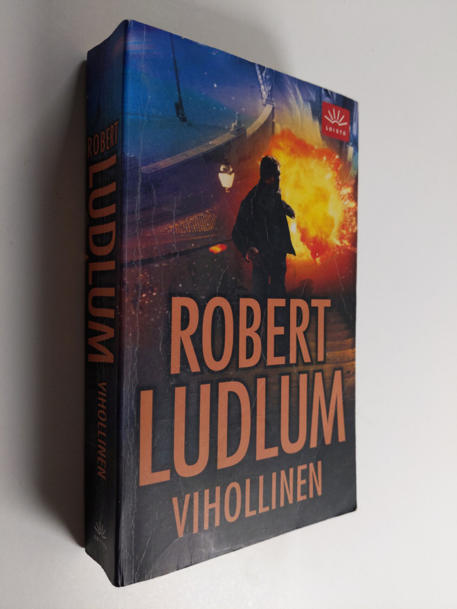 Robert Ludlum : Vihollinen