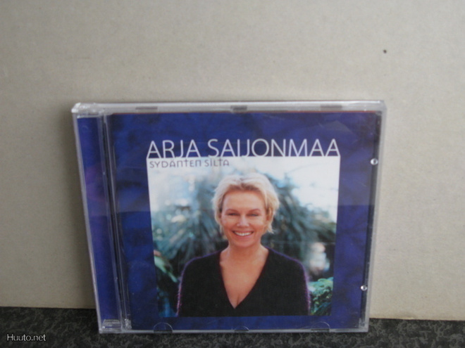 Arja Saijonmaa:Sydänten silta cd(12 laulua v.2000)