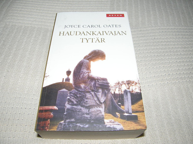 Joyce Carol Oates Haudankaivajan tytär -pok
