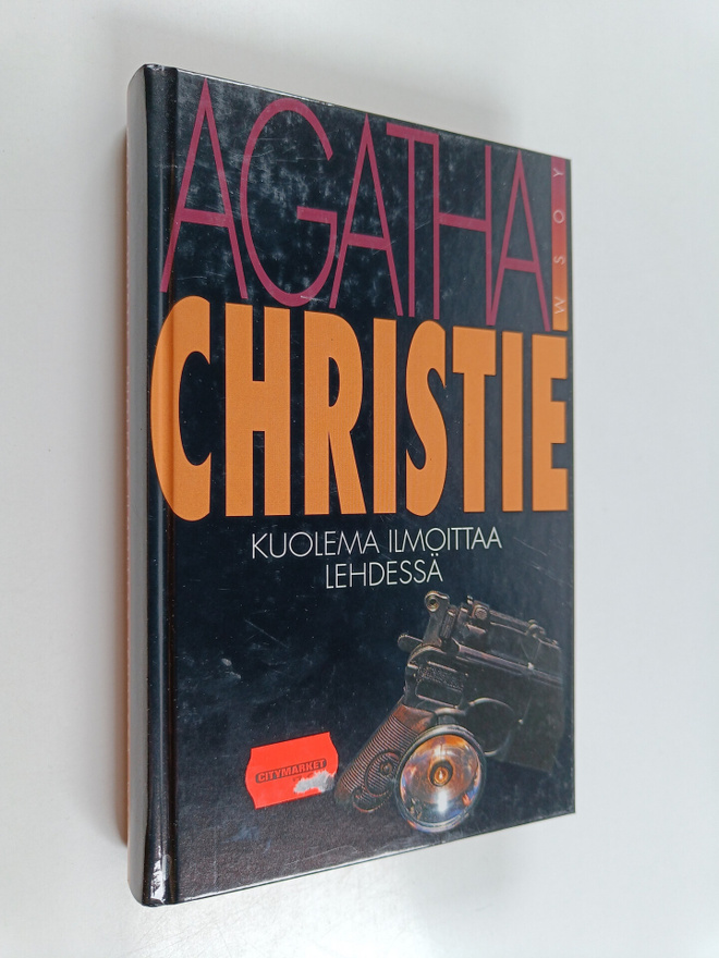 Agatha Christie : Kuolema ilmoittaa lehdessä