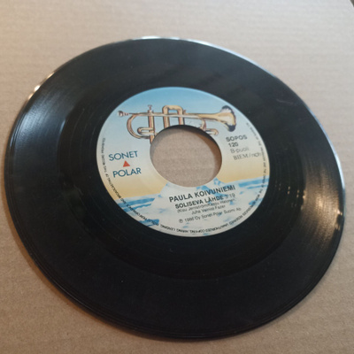 7"  Paula Koivuniemi