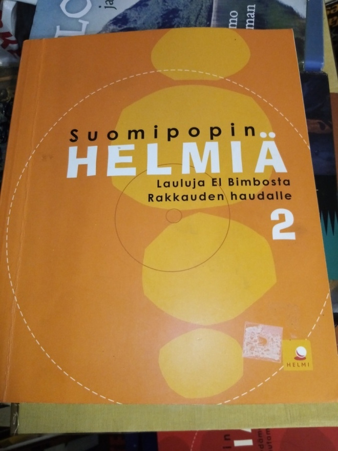 SUOMIPOPIN HELMIÄ 2 ( SIS POSTIKULU  )