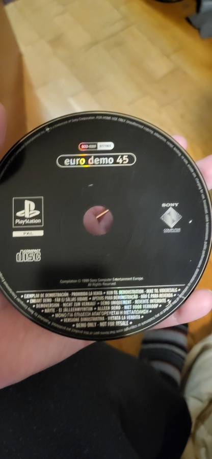 Sony ps1 euro demo 45 SCED-01819 9777922