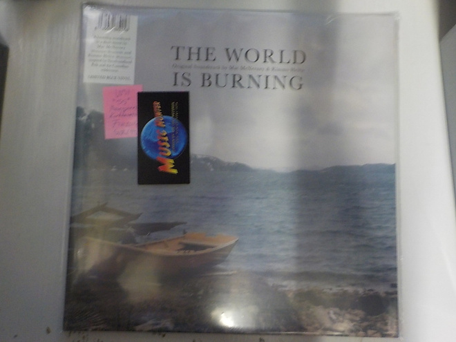 MAT MCNERNEY & KIMMO HELEN - THE WORLD IS BURNING UUSI LP