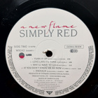 Simply Red – A New Flame - pikkukuva 5