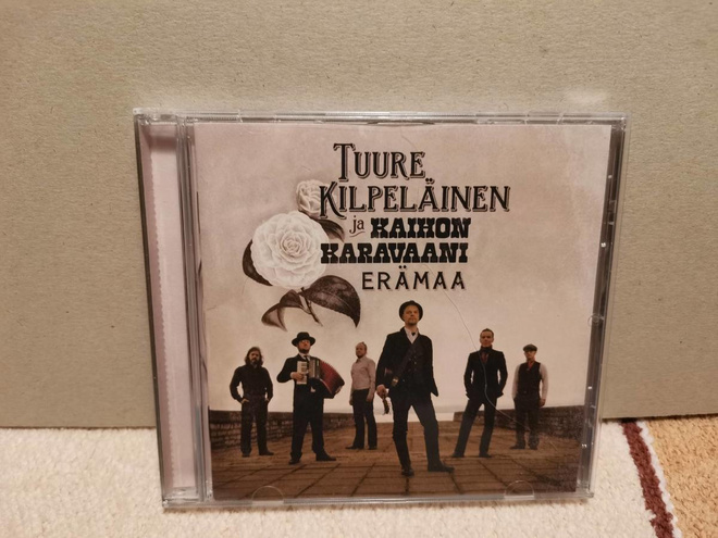 Tuure Kilpeläinen ja Kaihon Karavaani:Erämaa CD