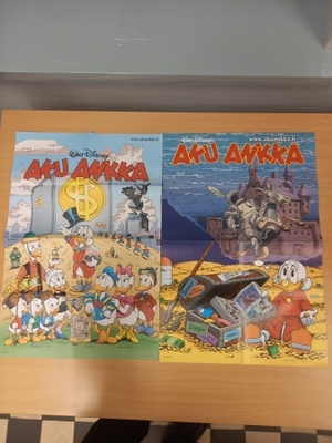 2 kpl Aku Ankka julisteliite