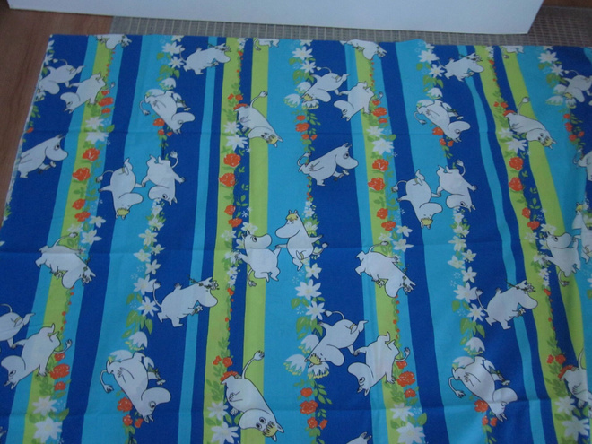 Finlayson "Suvimuumi"-kangas 150 x 490 cm, uusi