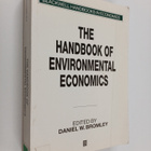 Daniel W. Bromley : Handbook of environmental economics - pikkukuva 1