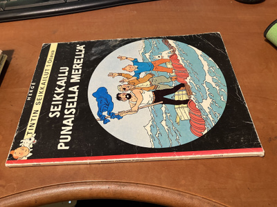 TINTIN SEIKKAILUT 1 SEIKKAILU PUNAISELLA MERELLÄ HYVÄ