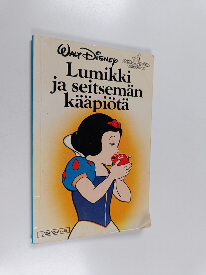 Walt Disney : Lumikki ja seitsemän kääpiötä