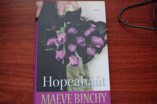 Maeve Binchy: Hopeahäät (2008)