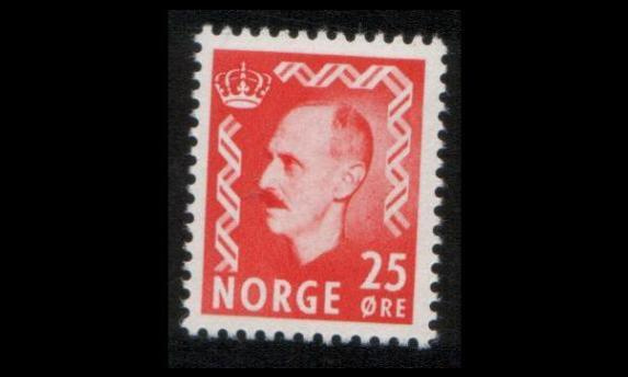 Norja 358 ** Haakon VII 25 öre punainen (1950)