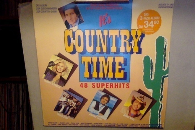 IT'S COUNTRY TIME :: 48 SUPERHITS :: 3 x VINYYLI  LP    1986