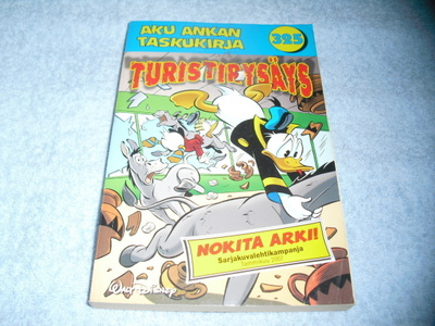AKU ANKAN TASKUKIRJA (325)