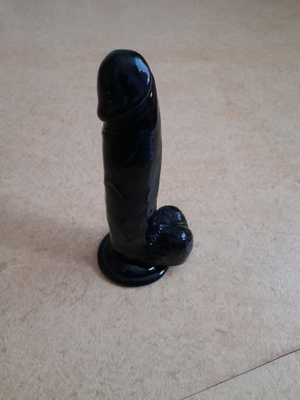 Dildo imukupilla 20cm L-koko