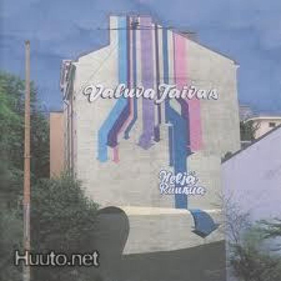 NELJÄ RUUSUA: Valuva taivas - CD