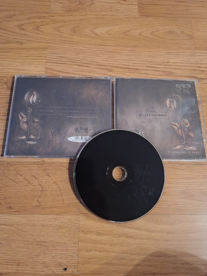 Kotiteollisuus-Vuonna Yksi Ja Kaksi CDS