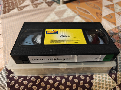 Oliver ja Kumppanit (VHS)