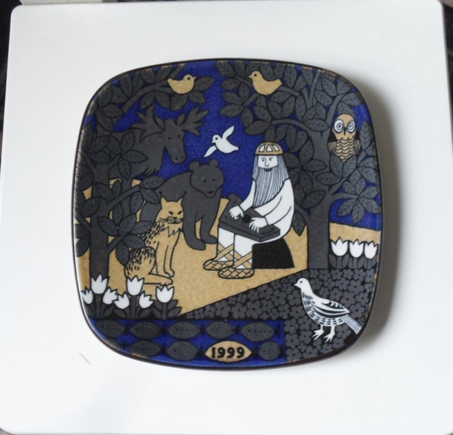Arabia Kalevala vuosilautanen 1999