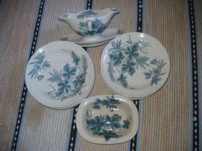 Arabia VINETA 1900-1920 lautaset, 4 kpl!