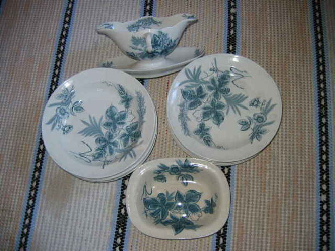 Arabia VINETA 1900-1920 lautaset, 4 kpl!