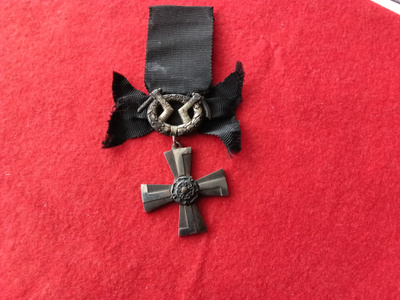 4 LK VAPAUDENRISTI MIEKOIN. 1941
