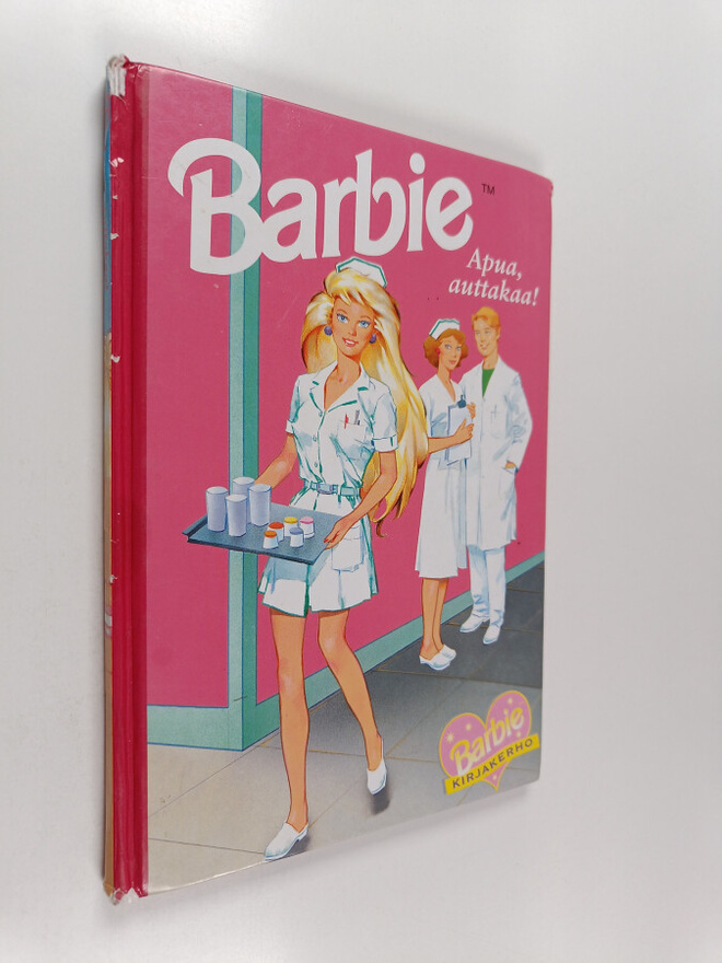 Tarja (suom.) Hilli : Barbie : Apua auttakaa!
