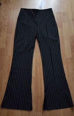 Uusi vaatepaketti koko 40 sis.4 kpl