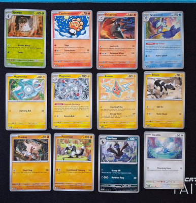 Pokemon kortit 12kpl (#32 Surging Sparks)